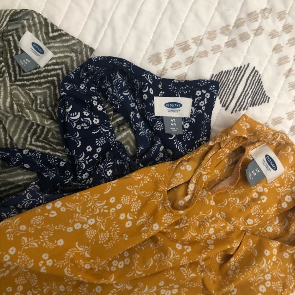 Old navy tops 4t